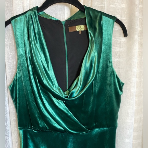 Eva Franco for Anthropologie Peplum Top Crushed Velvet Green Size 2 - Picture 2 of 12